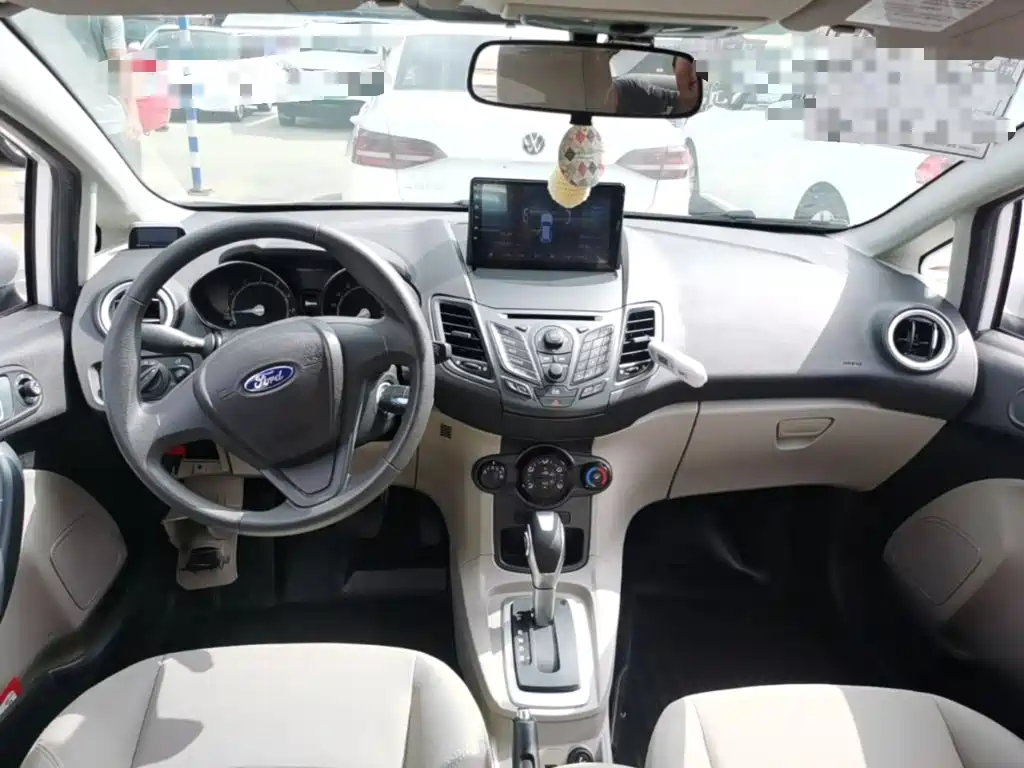 Ford Fiesta 2015 2013 Sedan 1.5L Automatic Fashion