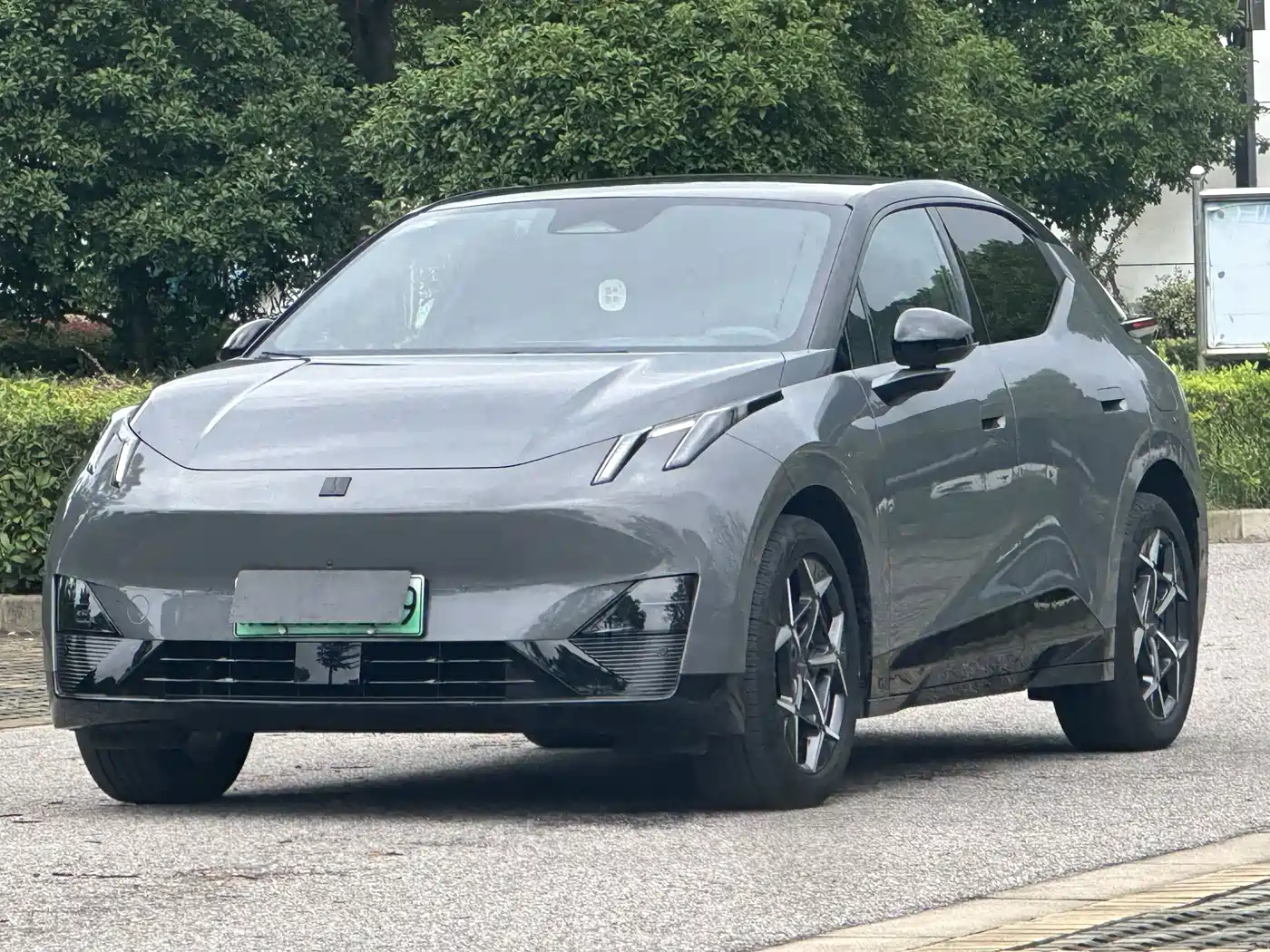 Lynk & Co Z20 2025