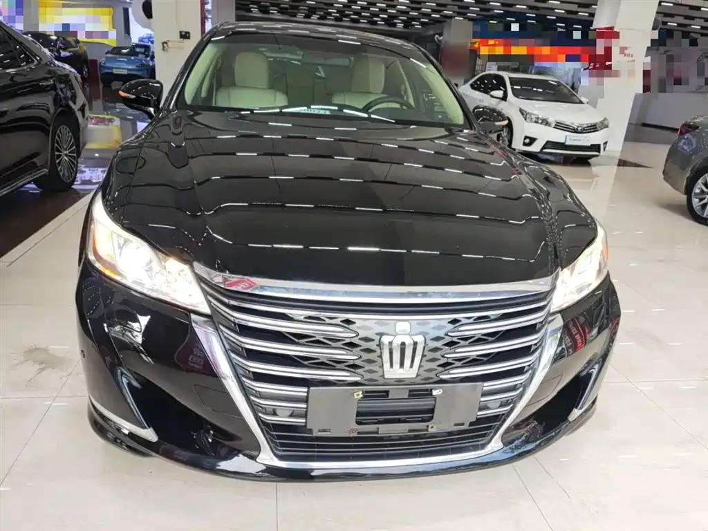 Toyota Crown 2015 2.0T Pioneer фото 3