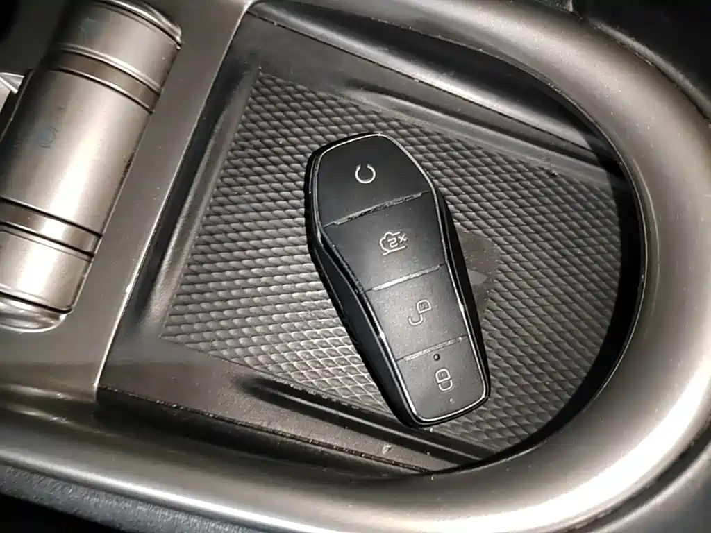 Фото 9 - BYD Dolphin