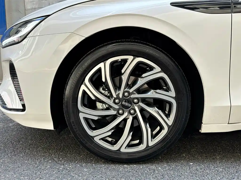 LINCOLN Z
