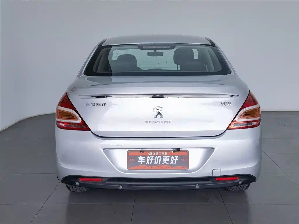 Peugeot 308 2012 1.6L Automatic Trend Type фото 4