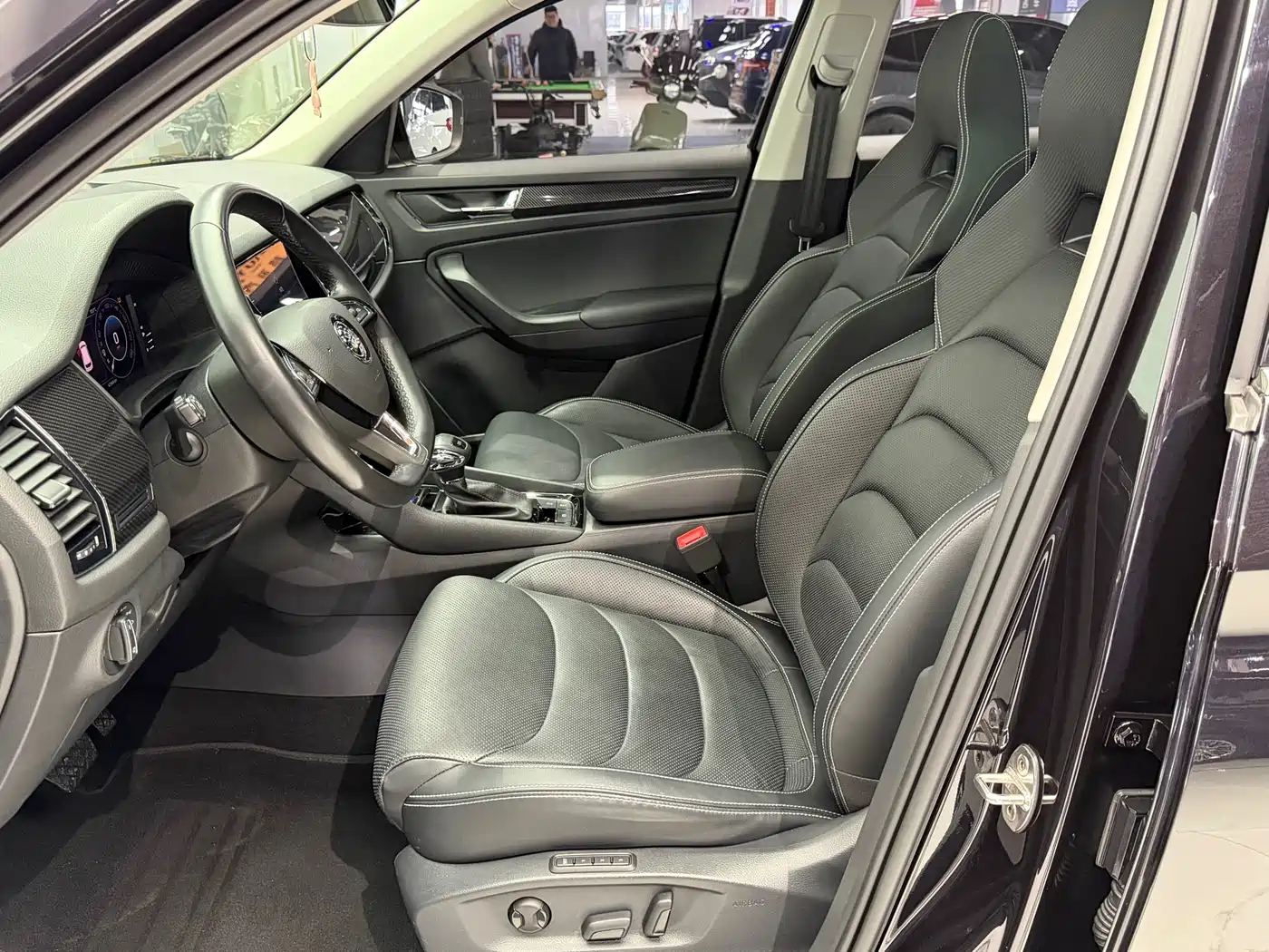 Škoda Kodiaq GT 2021 TSI380 4WD Flagship фото 8