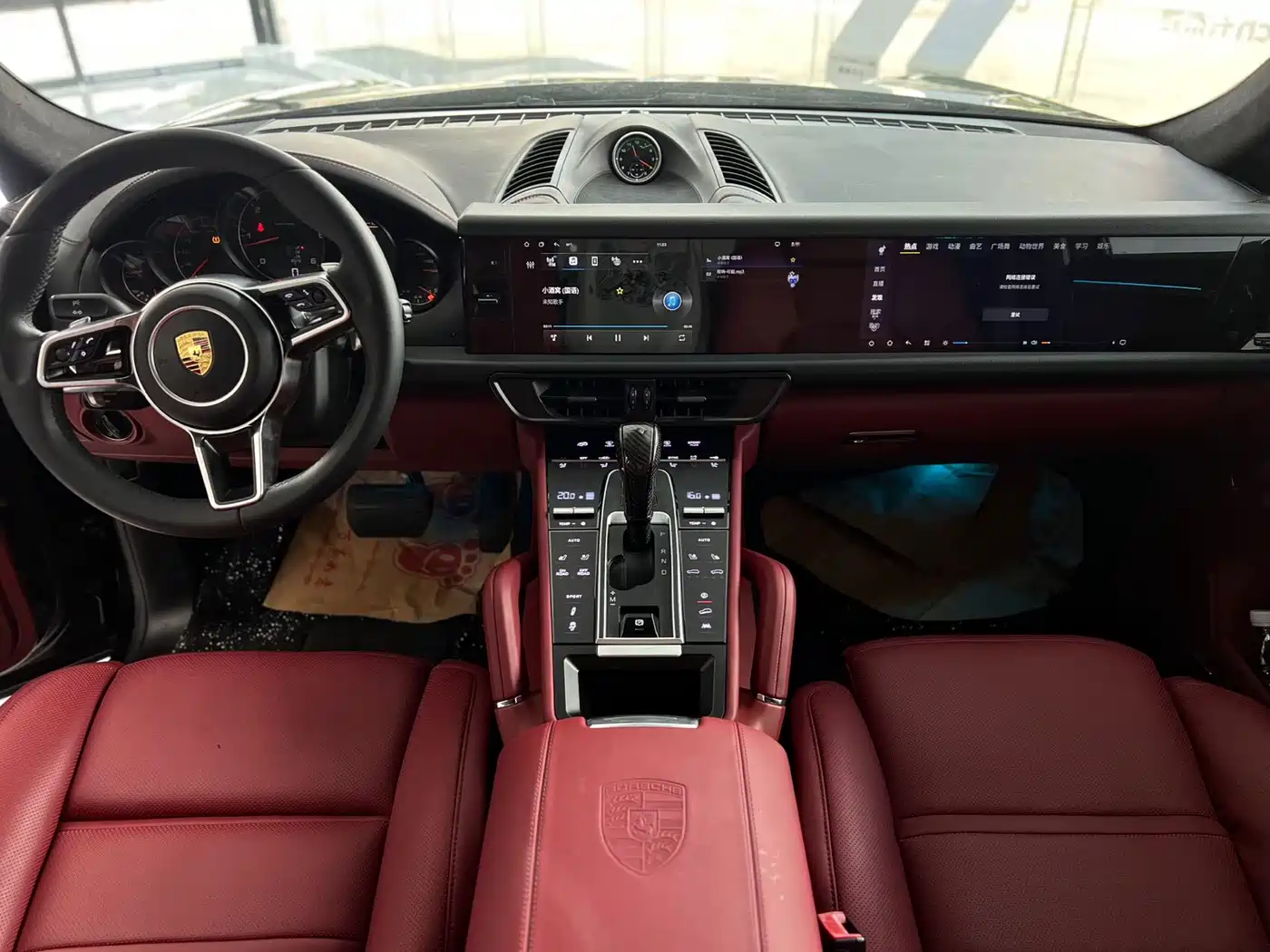 Porsche Cayenne фото 4