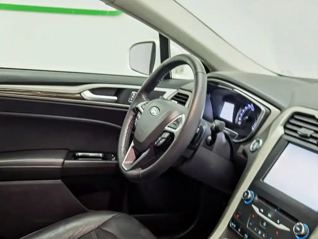 Photo 22 - Ford Mondeo