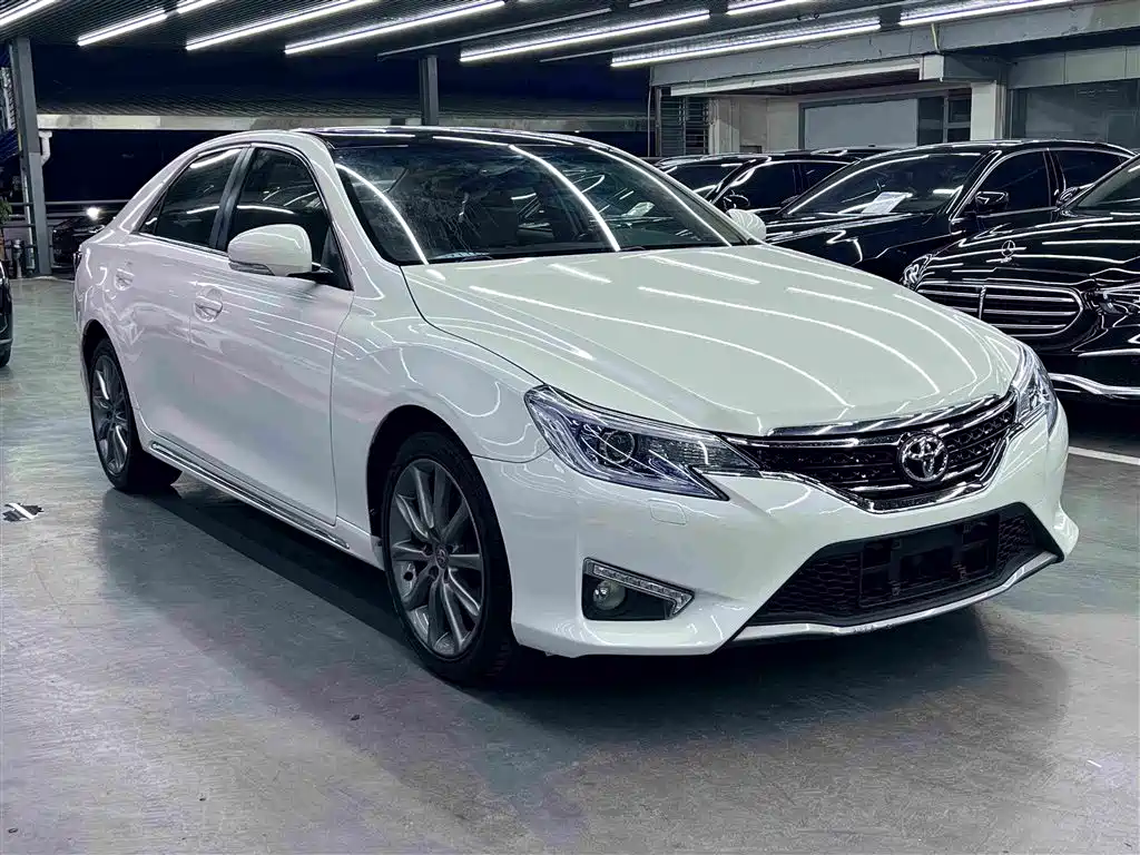 Toyota Reiz 2016 2013 2.5V Premium Edition