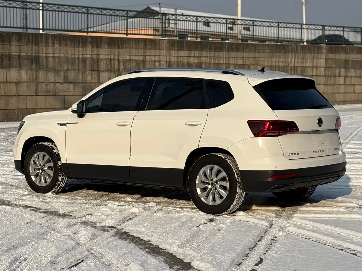 Volkswagen Tharu 2022 280TSI FWD Luxury Edition фото 5