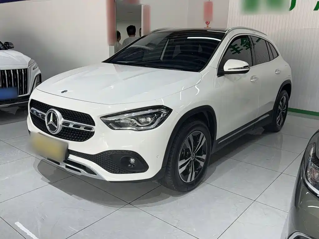 Mercedes-Benz GLA 2023 2023 GLA 220