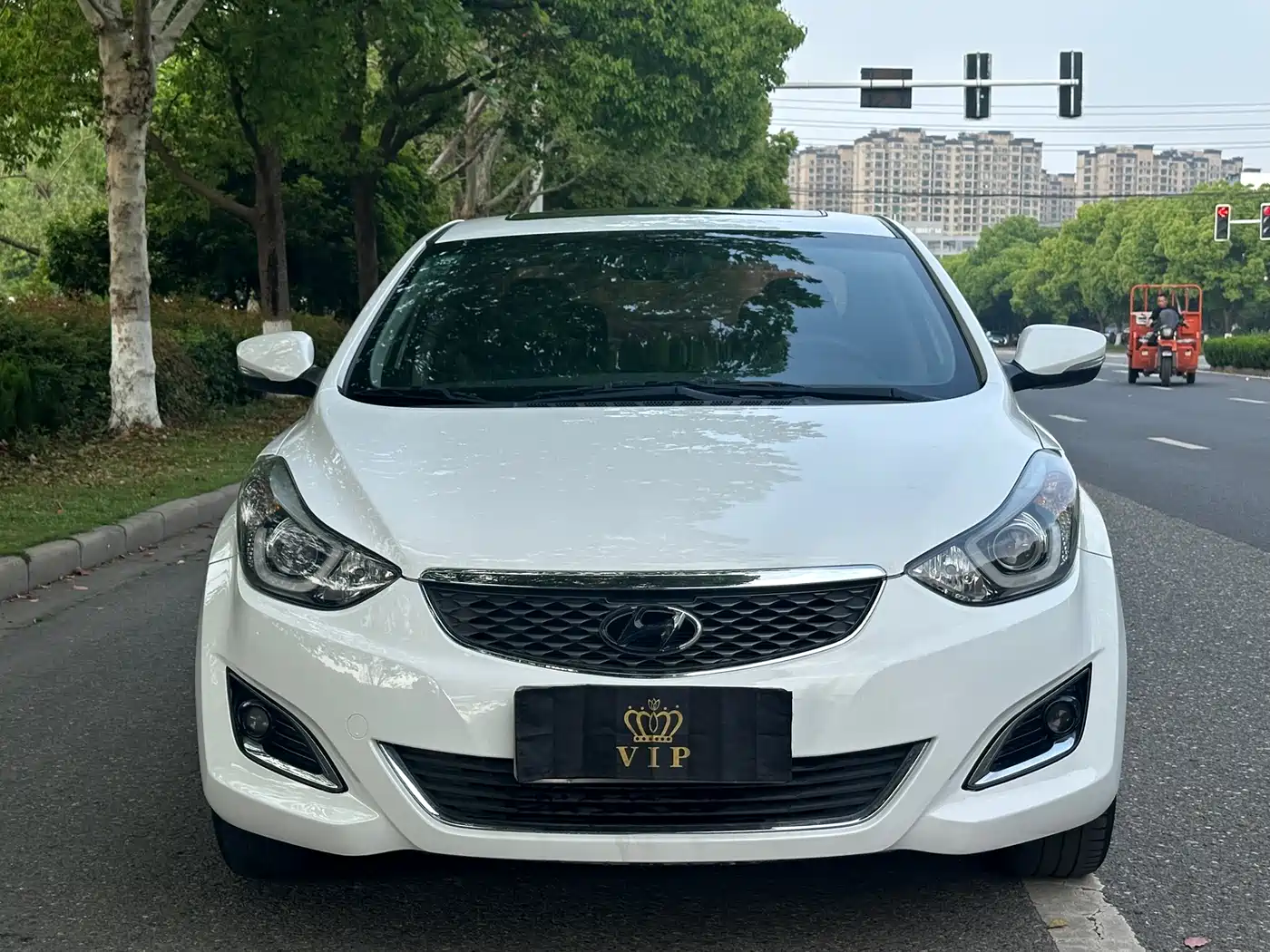 Hyundai Langdong 2016 1.6L Automatic Premium Edition фото 2