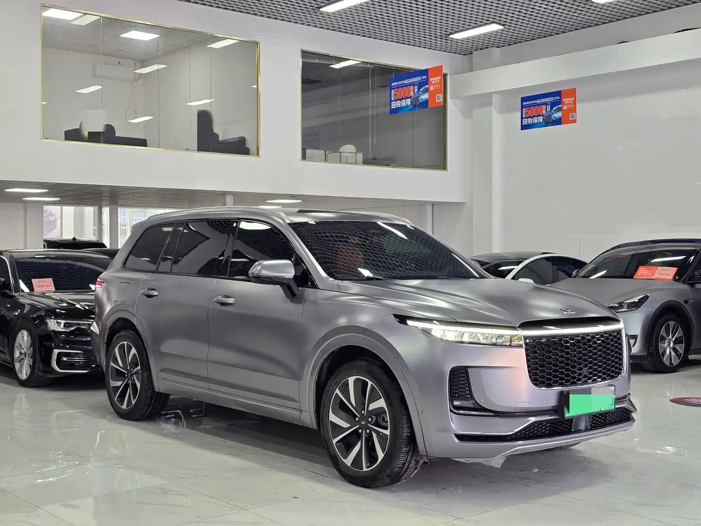 Фото 3 - Li Auto Li ONE