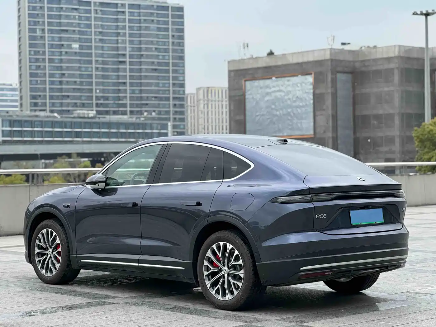 NIO NIO EC6