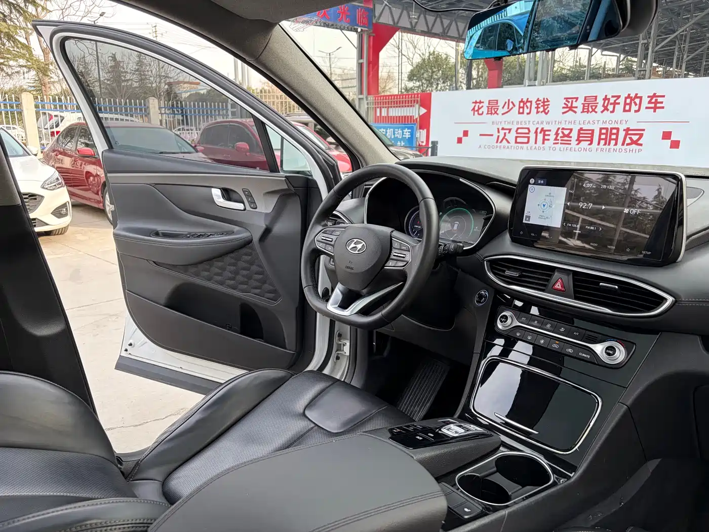 Hyundai Santa Fe 2019 Model 380 TGDi DLX Automatic 2WD Premium Smart Version PLUS China V фото 10