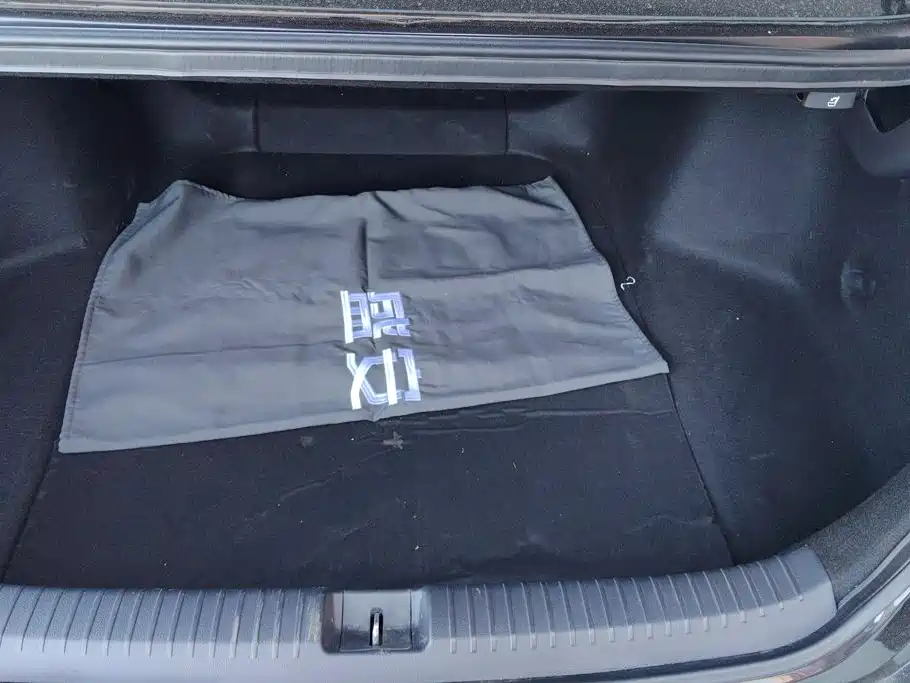 Photo 4 - Honda Accord