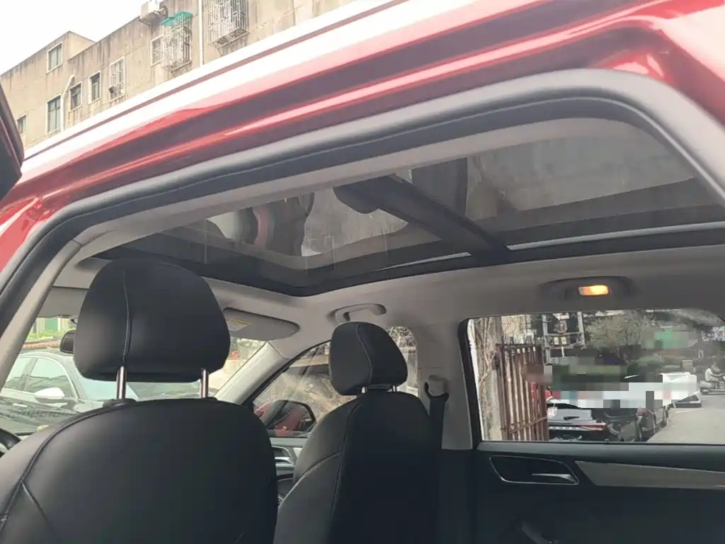 Photo 18 - Roewe RX5