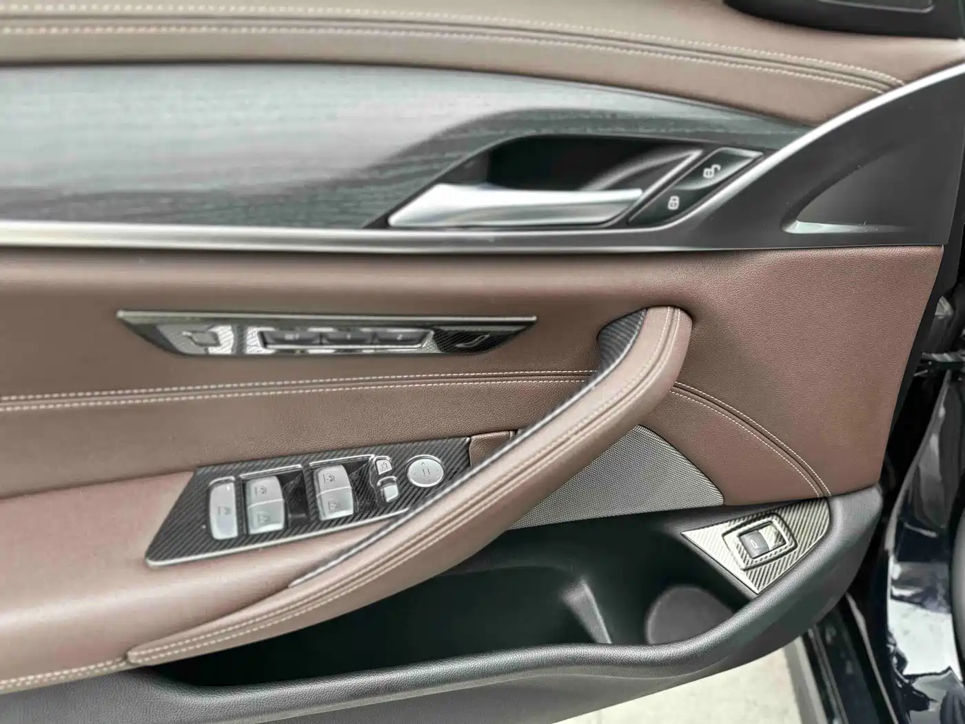 BMW 5 Series 2021 530Li Leading M Sport Package фото 19