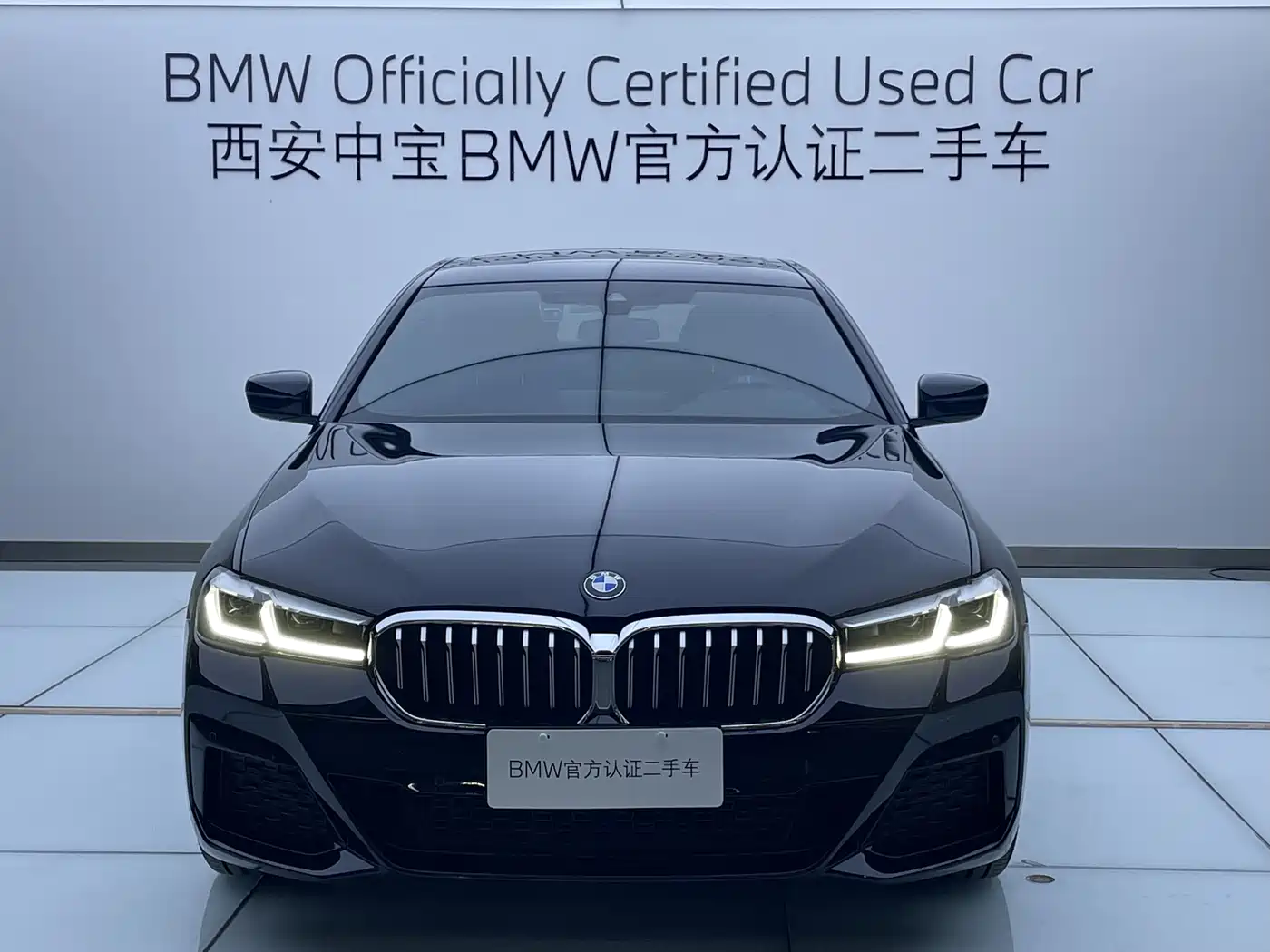 BMW 5 Series 2022 530Li Leading M Sport Package фото 2