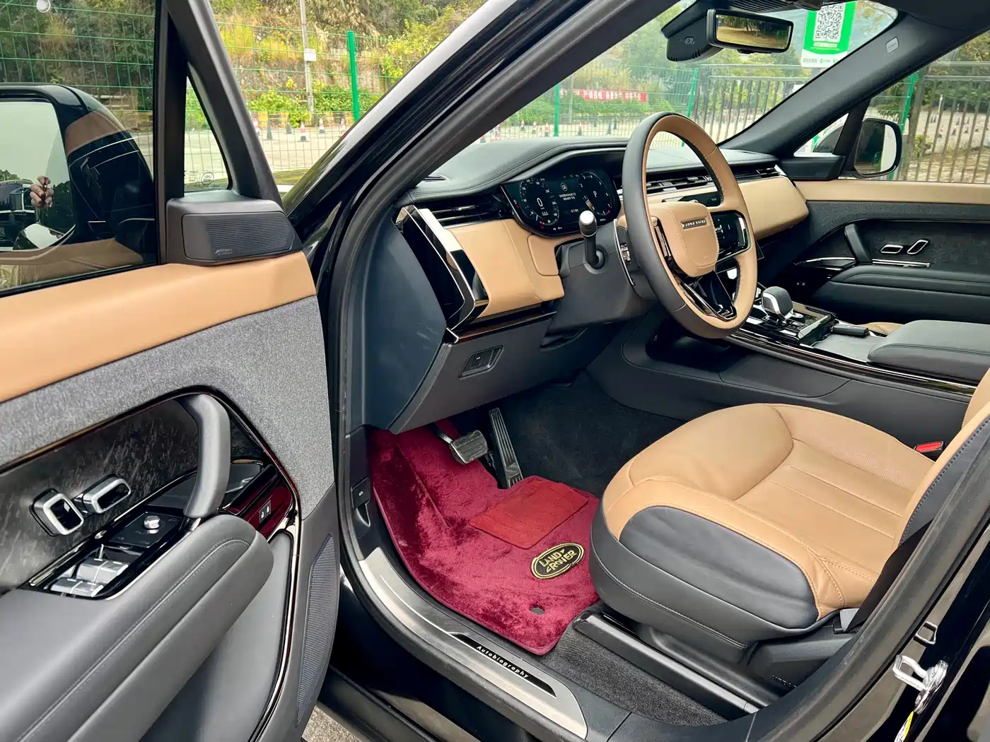 Land Rover Range Rover Sport 2024 400PS Exemplary Edition фото 7
