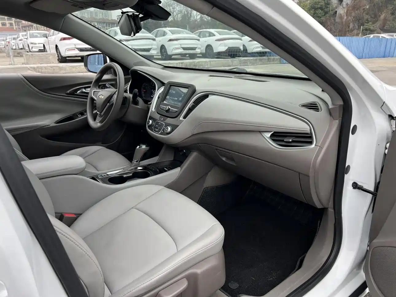 Chevrolet Malibu XL 2018 530T Auto RuiXiang Edition фото 9