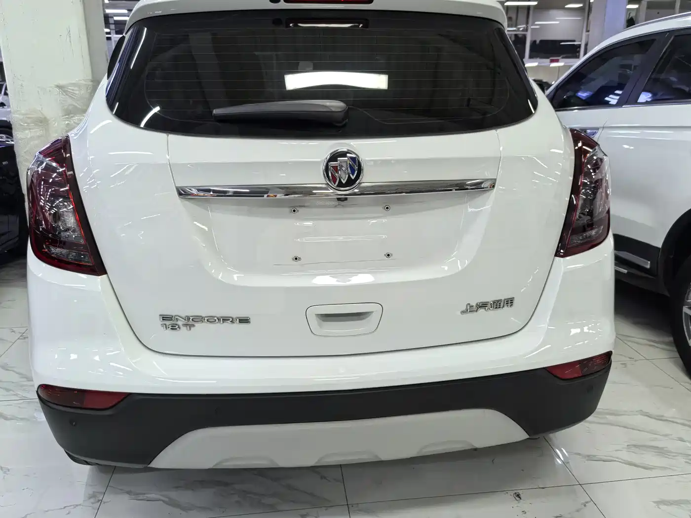 BUICK ANGKOLA