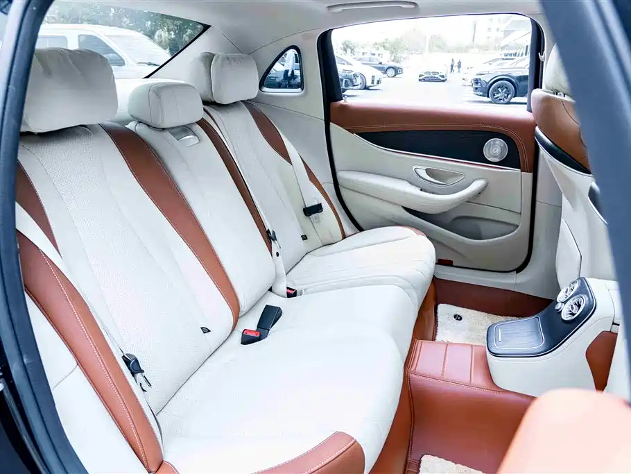 Mercedes-Benz E-Class 2023 Facelift E 300 L Fashion фото 24