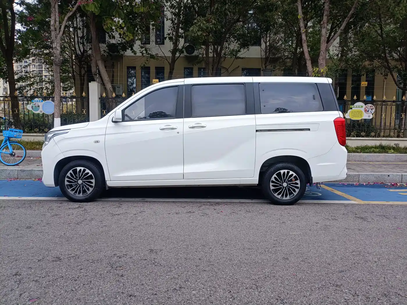 DONGFENG SCENERY 380