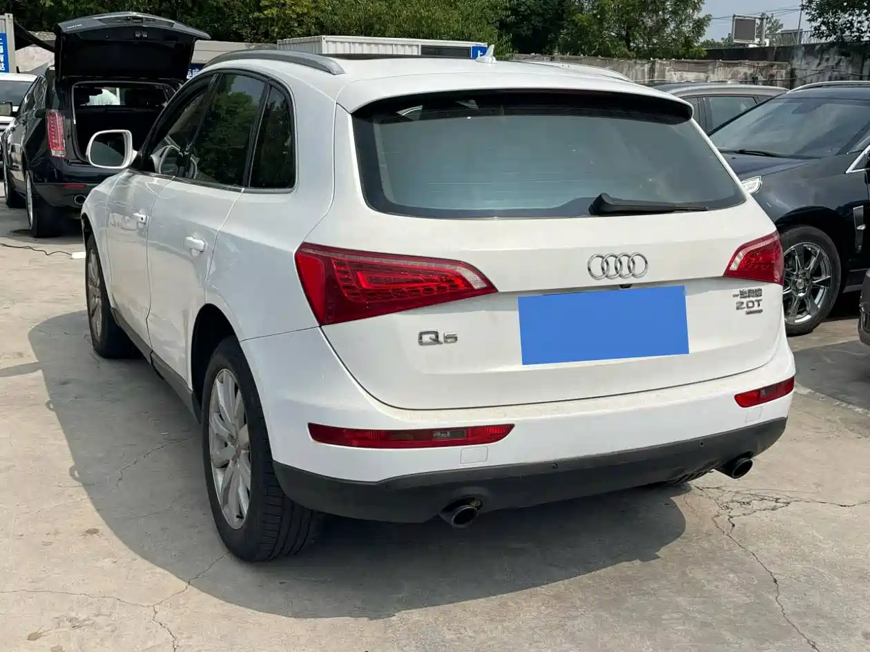 Photo 7 - Audi Q5