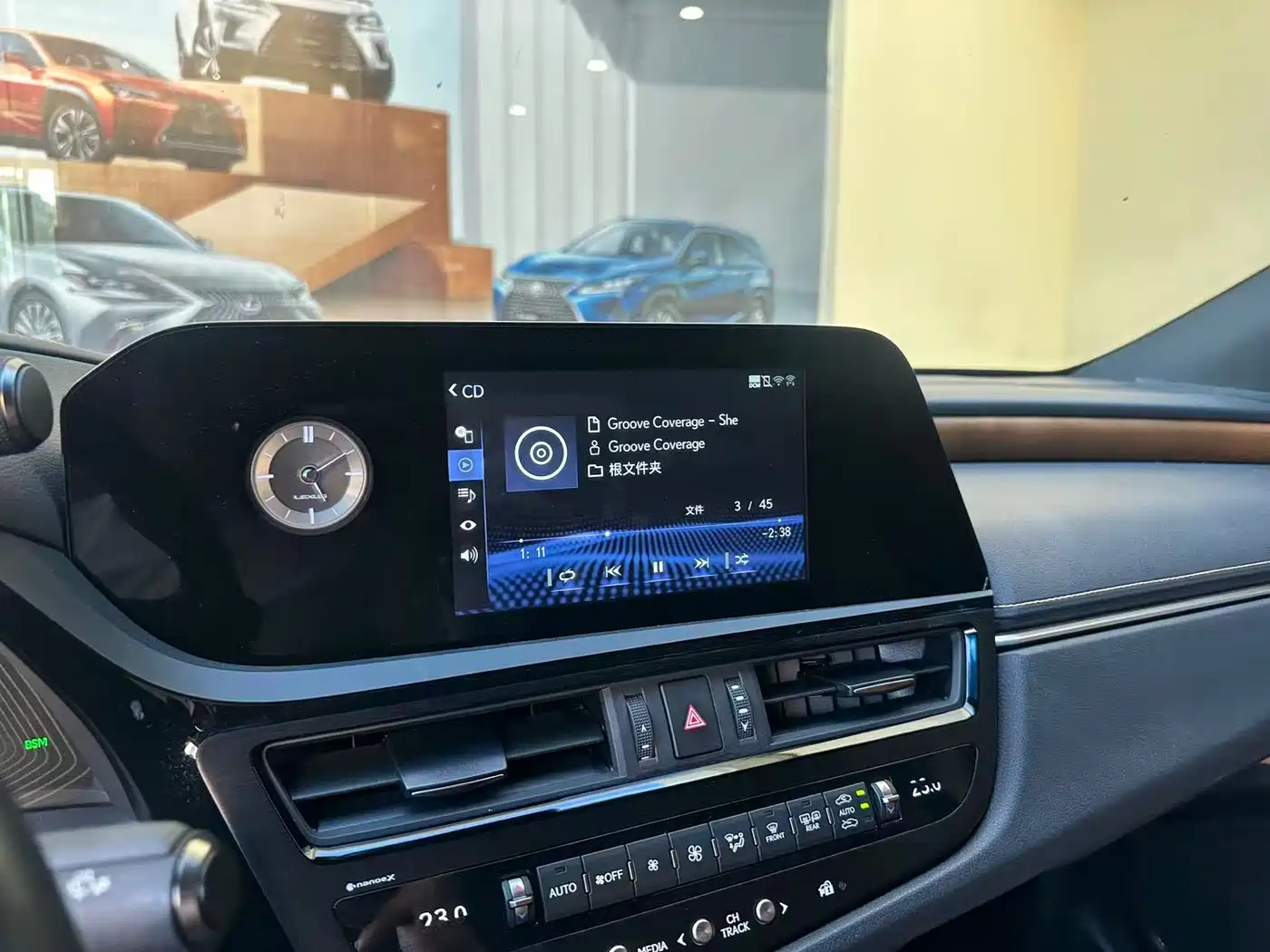 Lexus ES 2021 200 Luxury Edition фото 9
