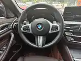 Photo 16 - BMW 5 Series