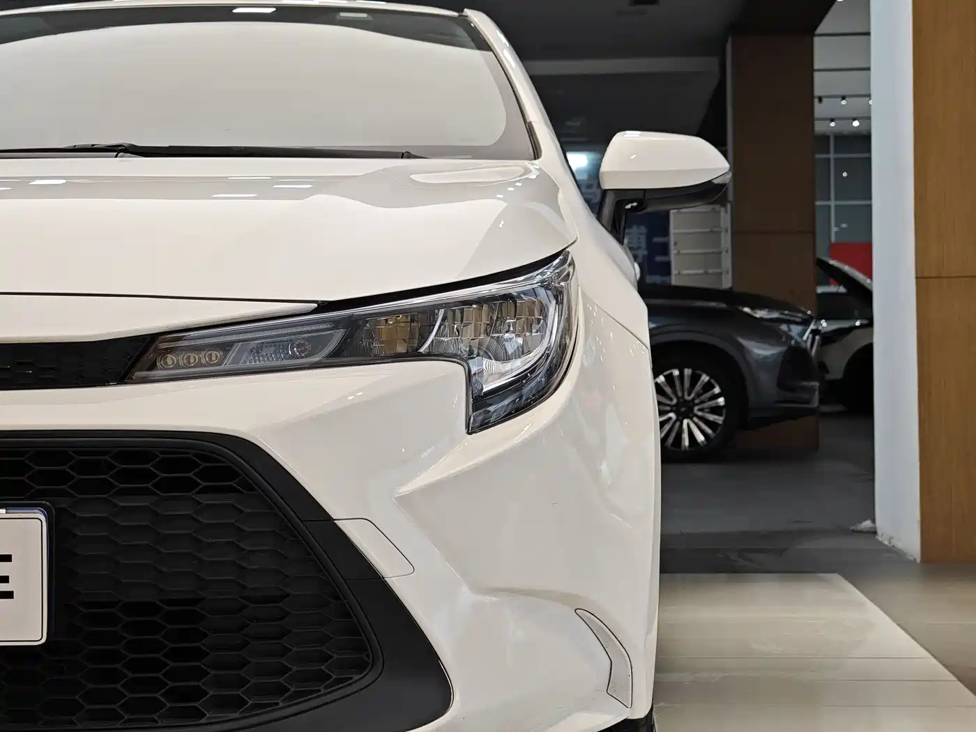 Toyota Levin 2022 TNGA 1.5L CVT Progressive Edition фото 2