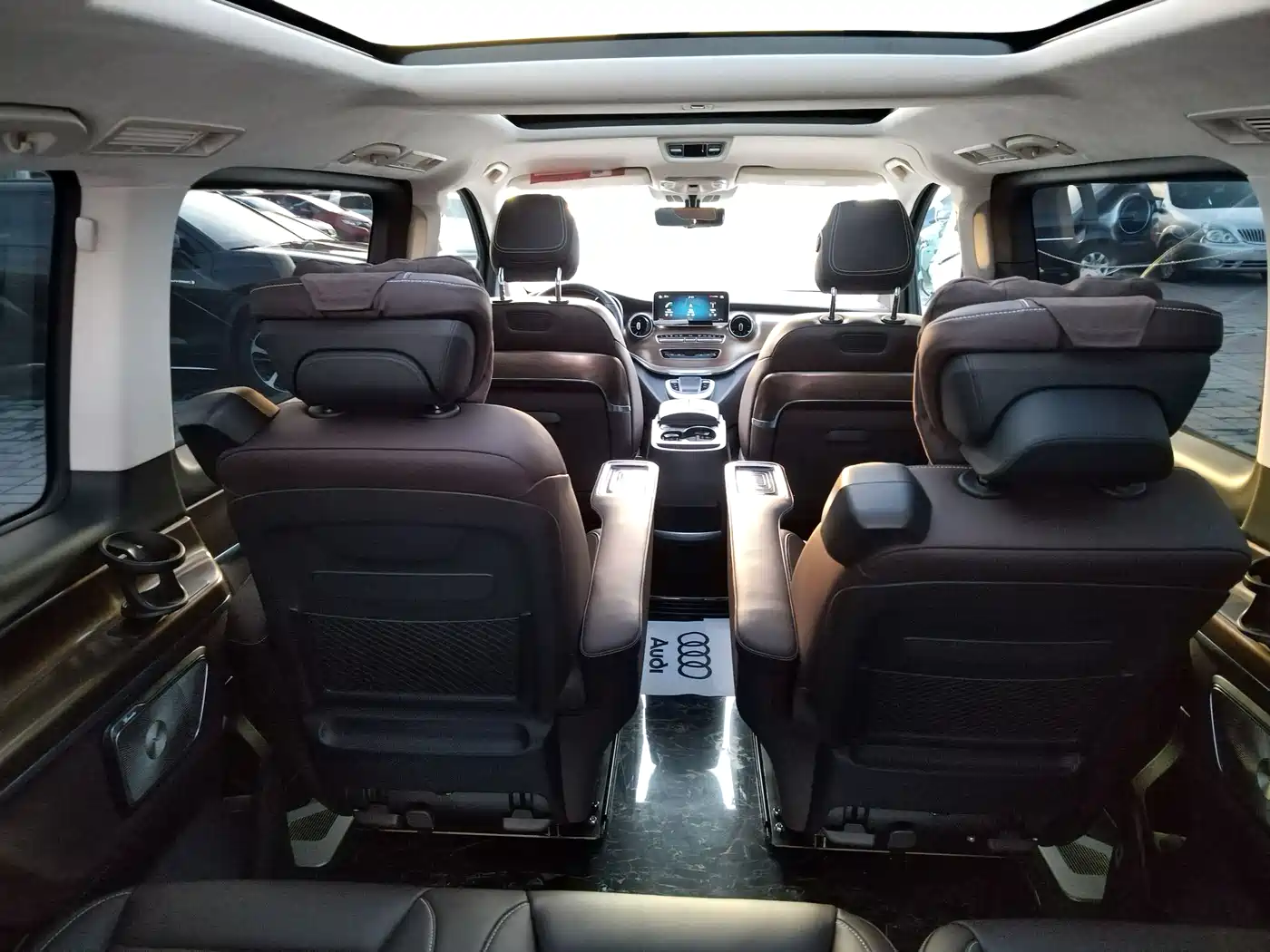 MERCEDES-BENZ V CLASS