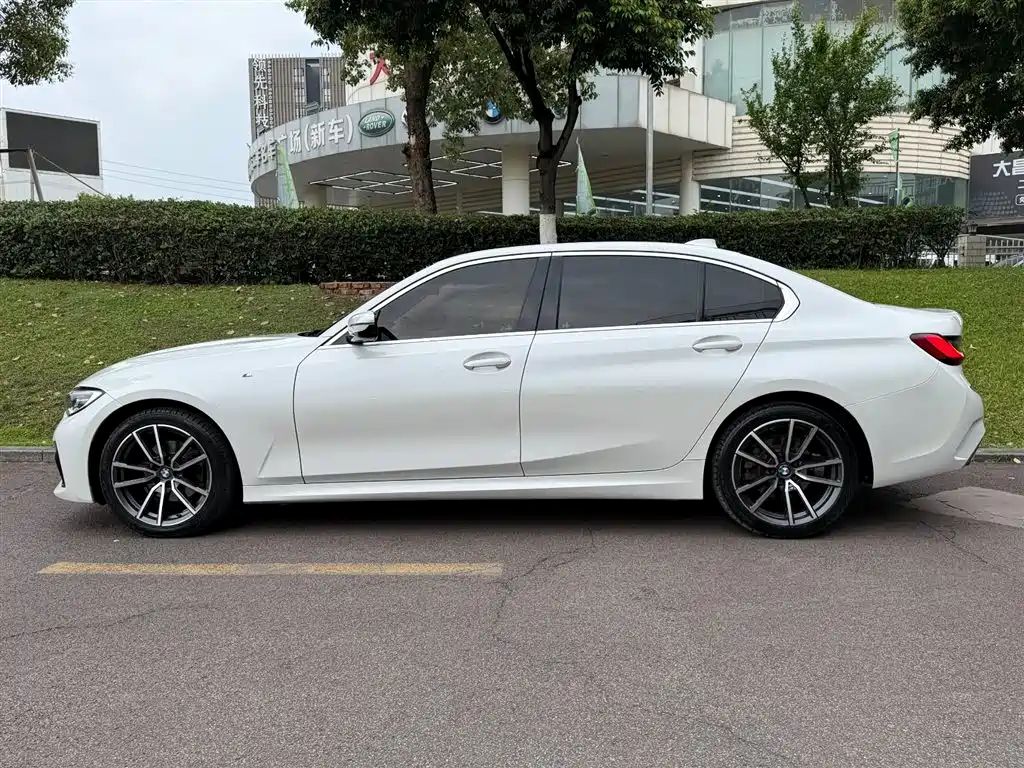 BMW 3 Series 2022 320Li M Sport Package фото 3