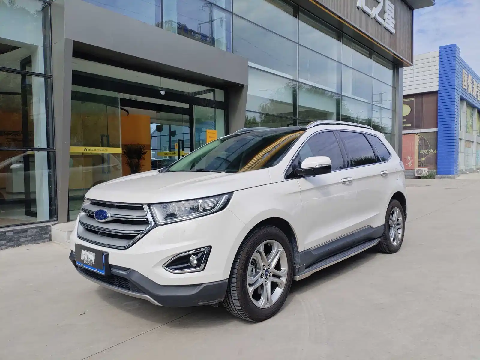 Фото 1 - Ford Edge