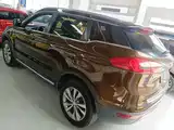 Фото 5 - Geely Atlas
