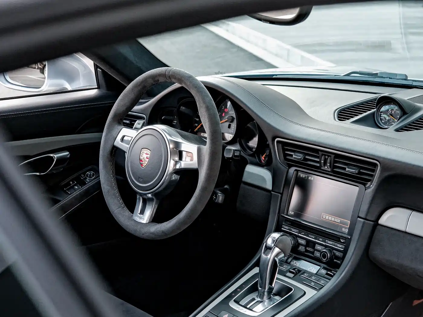 Porsche 911 2013 GT3 3.8L фото 13