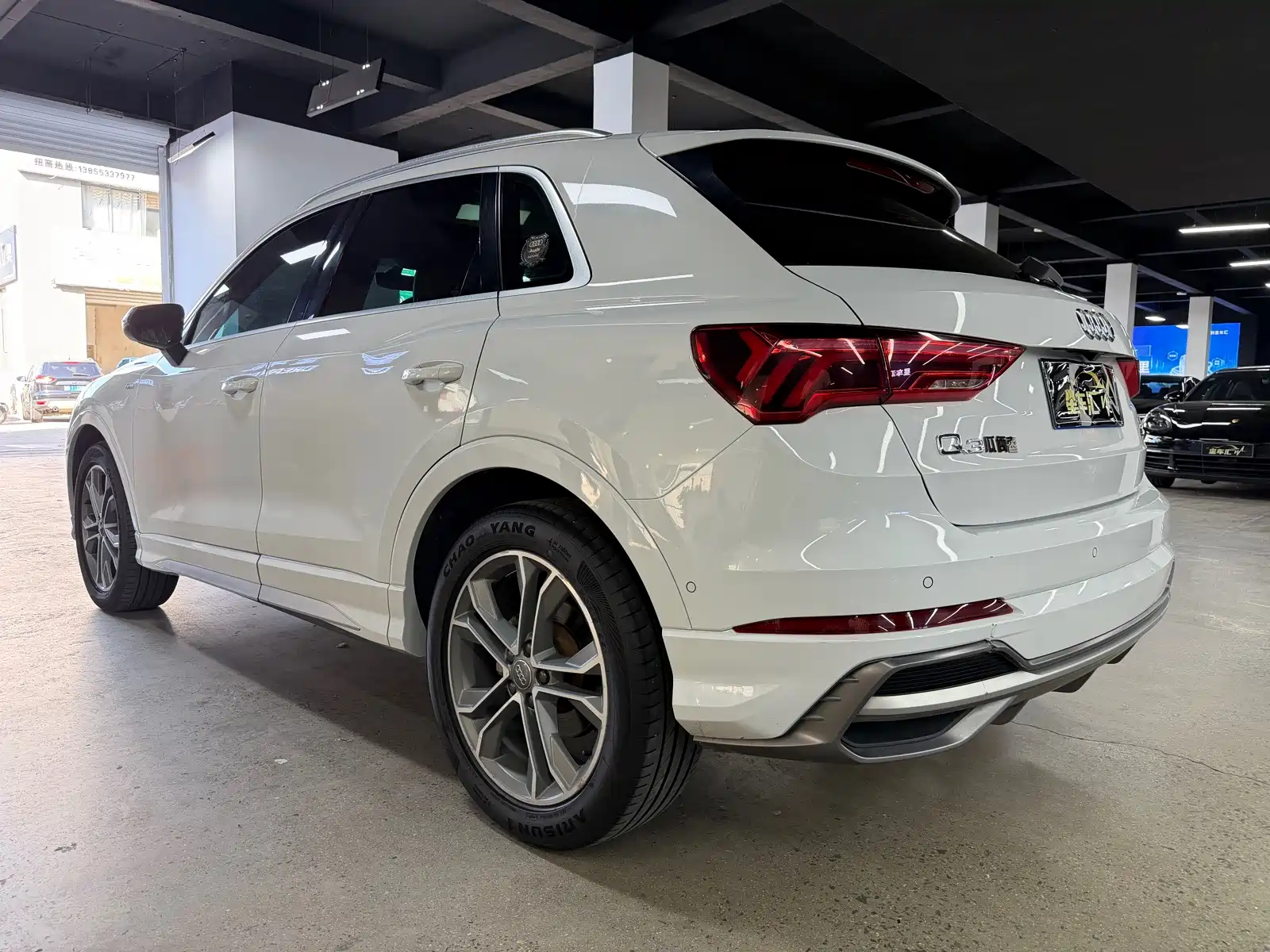 Photo 11 - Audi Q3