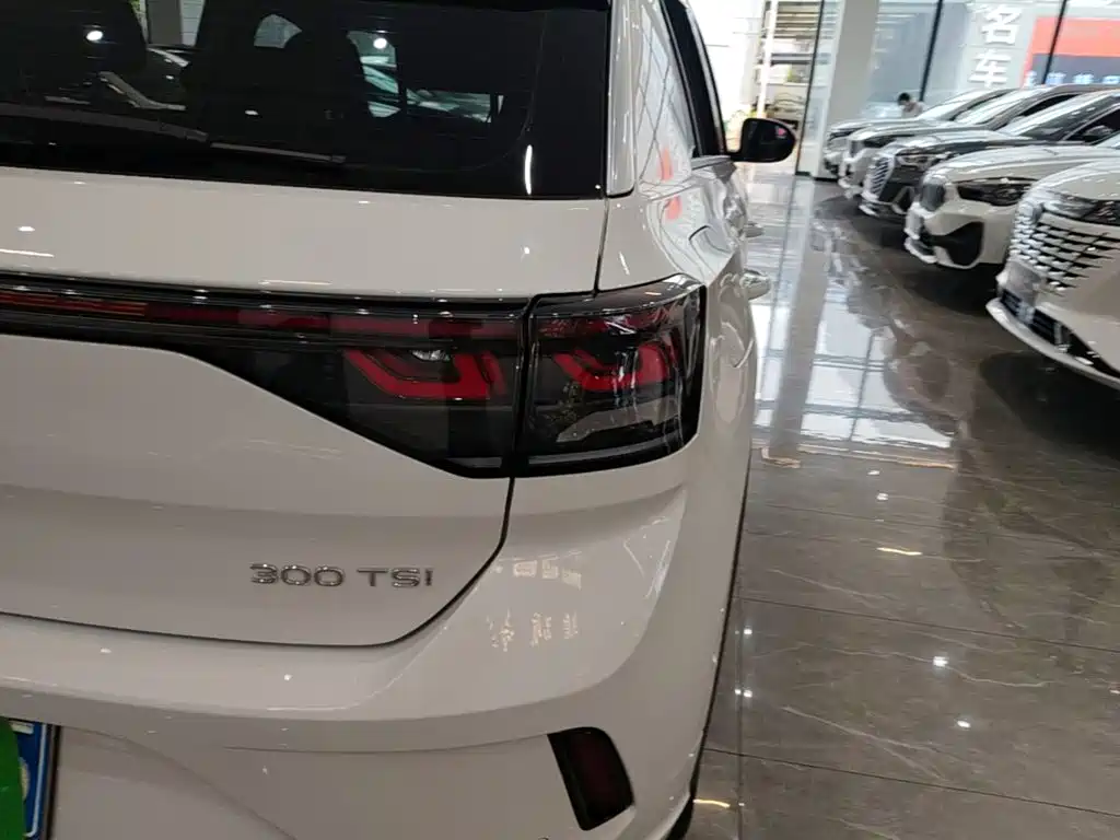Volkswagen T-Roc, миниатюра 8