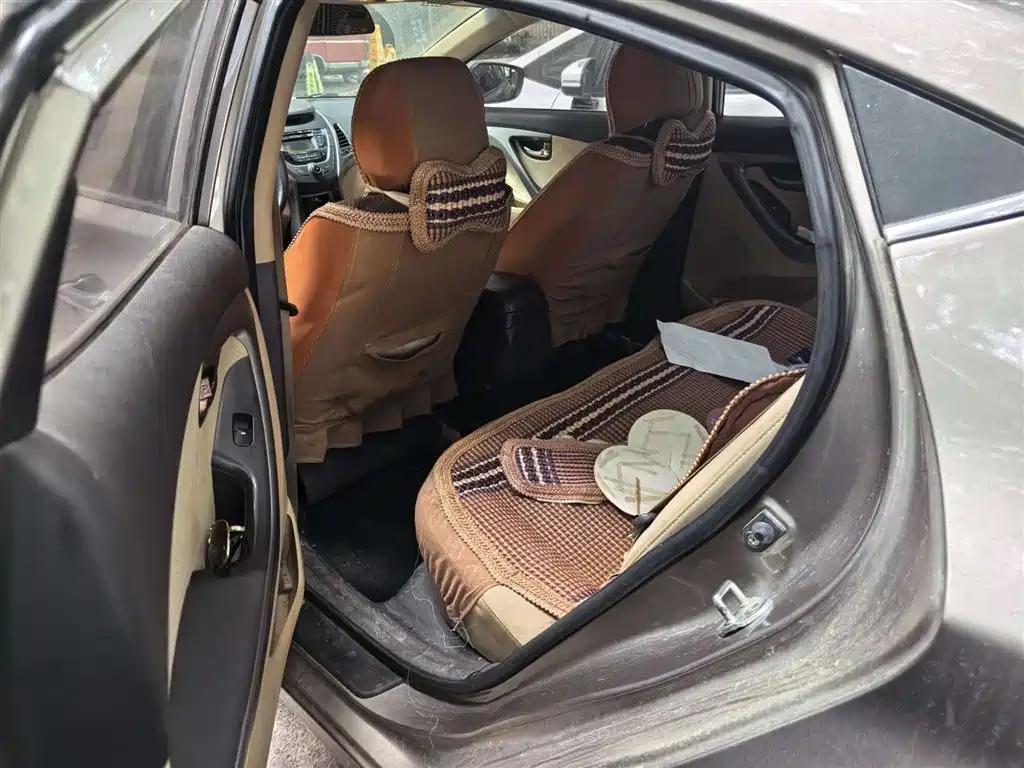 Hyundai Langdong 2012 1.6L Manual Leading фото 5