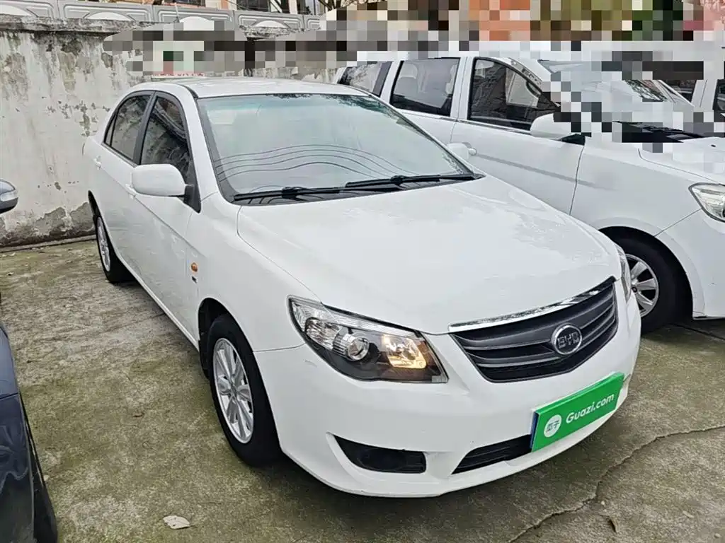 BYD L3 2015 2015 Energy-saving Edition 1.5L Automatic Comfort