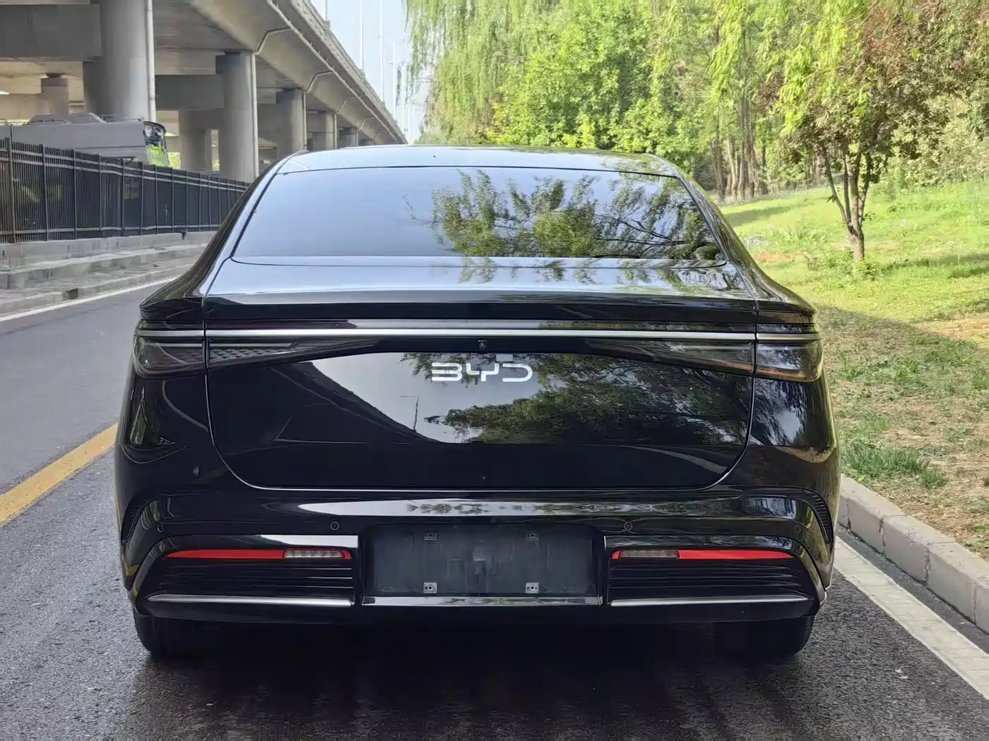 BYD Seal 2023 DM-i 1.5T 121km Premium фото 5