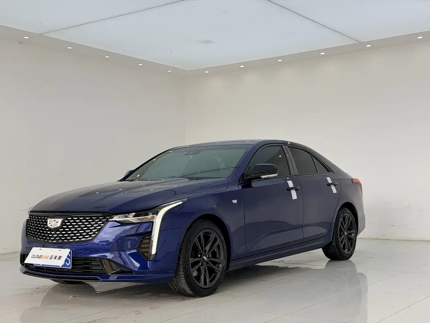 Cadillac CT4 2023 28T Luxury Model