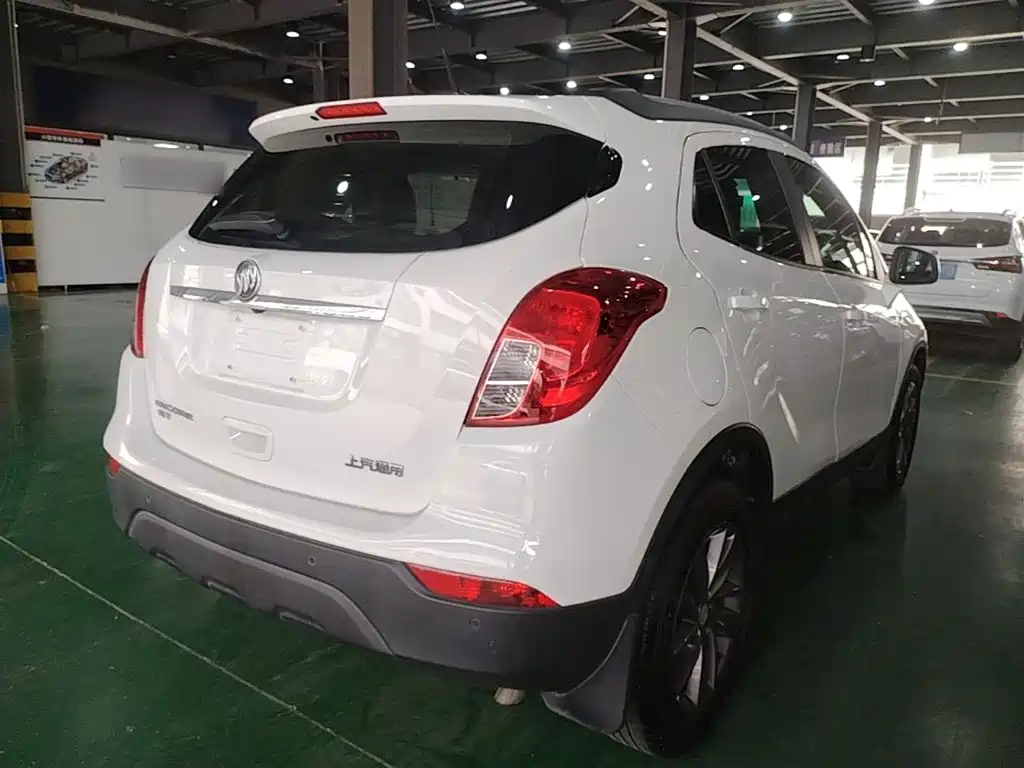 Фото 7 - Buick Encore