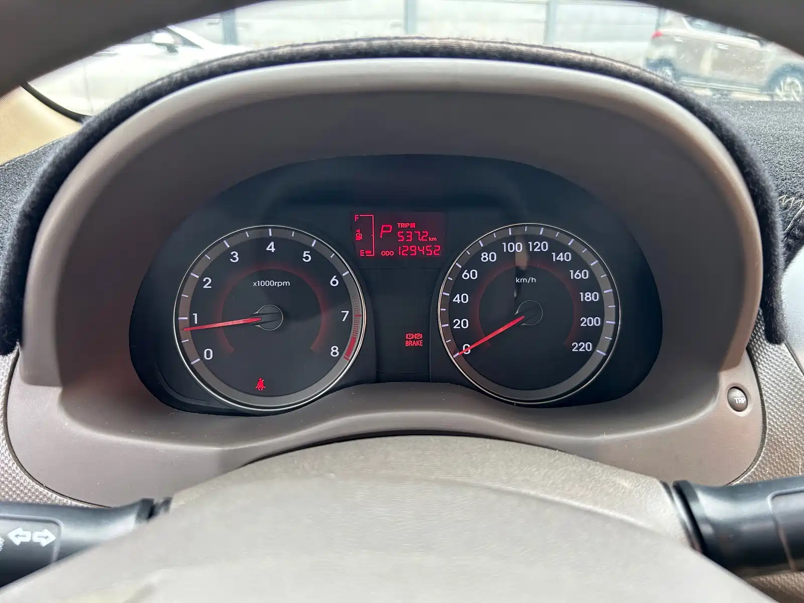Photo 10 - Hyundai Verna