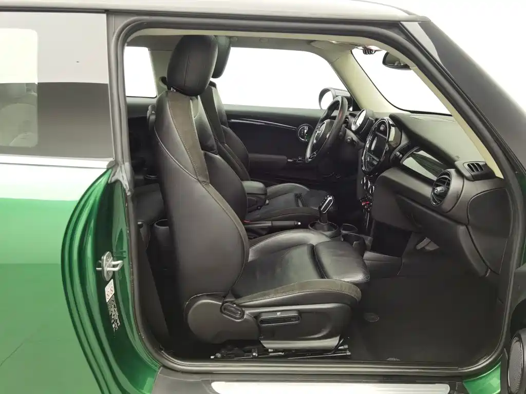 Фото 23 - MINI MINI