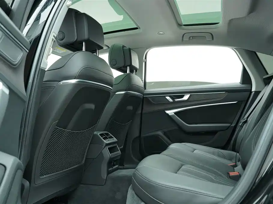 Audi A6L 2019 45 TFSI quattro Exclusive Elegance фото 12