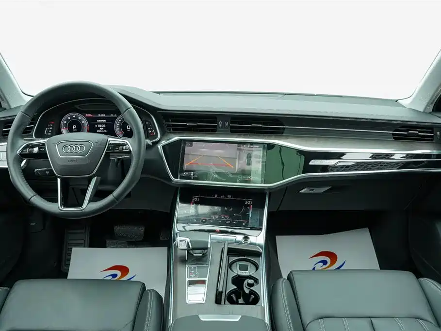 Audi A6L 2019 45 TFSI quattro Exclusive Elegance фото 4