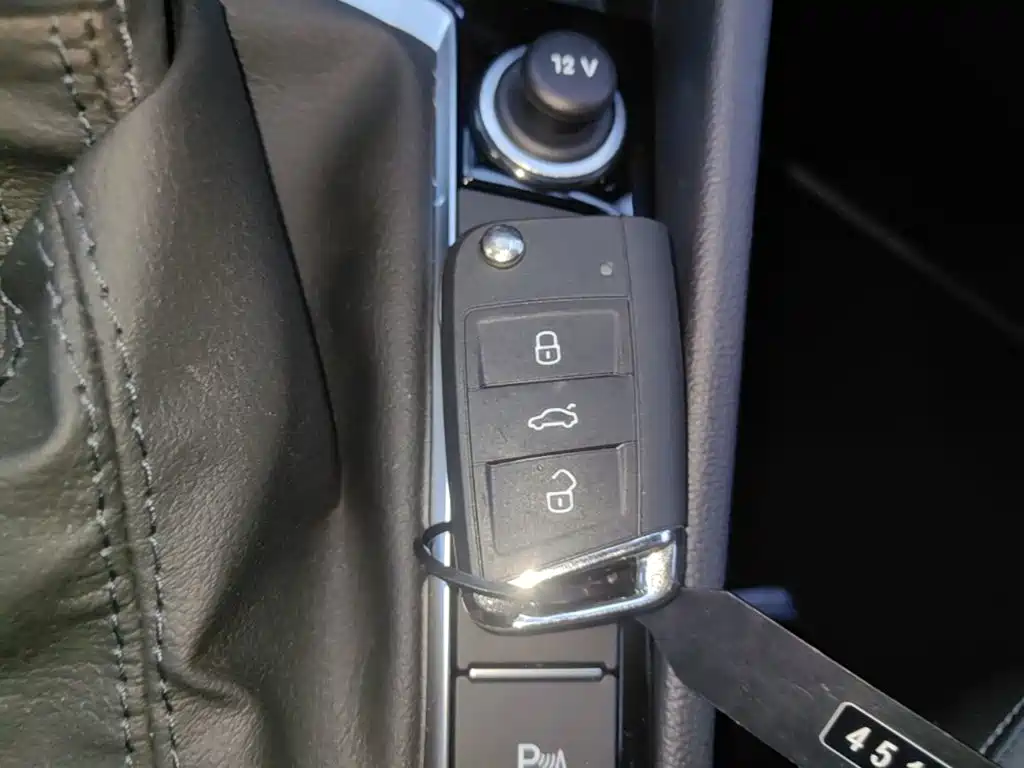 Volkswagen Sagitar 2026 2026 Model 30 Million Special Selection 300TSI DSG Surpass Edition