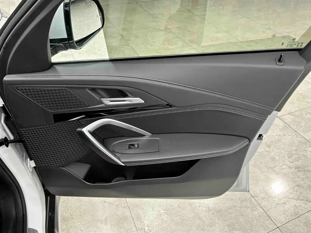 BMW X1 2023 sDrive20Li X Design Package фото 12