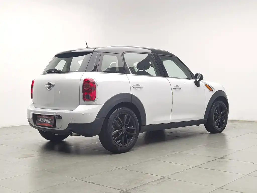 Photo 2 - MINI COUNTRYMAN