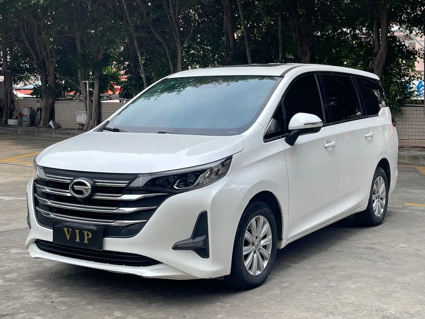 GAC Trumpchi M6 2021 270T DCT Luxury Edition (7-Seater)