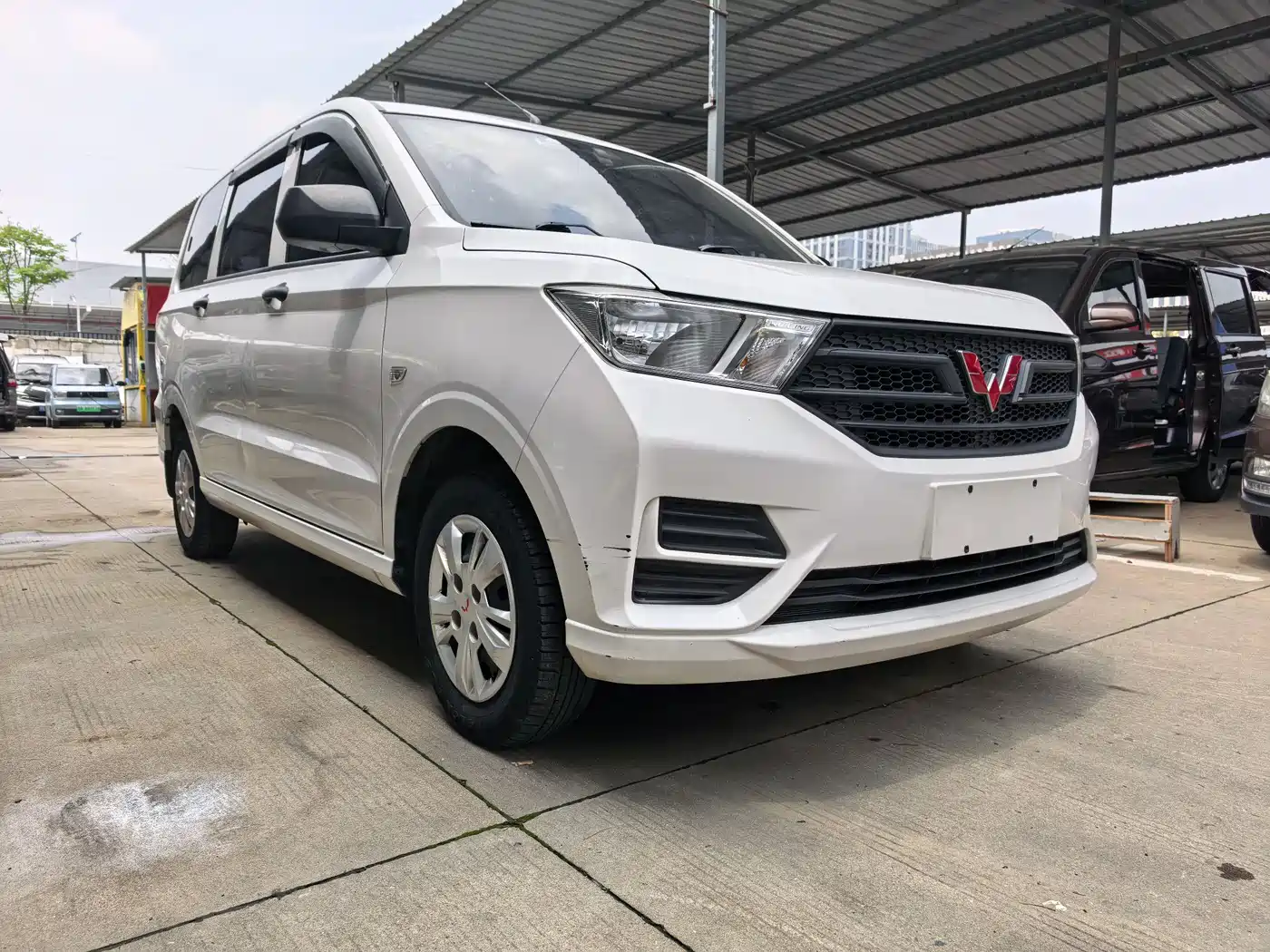 صورة 3 - Wuling Motors Wuling Hongguang
